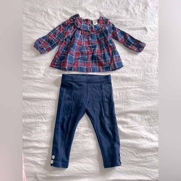 OshKosh B'gosh Other - Oshkosh baby set size 12 months